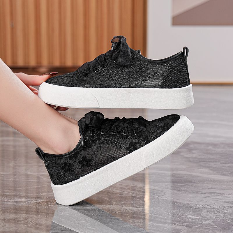 Women Shoes Must Have - ​ 여성 캐주얼 화이트 스니커즈 2025