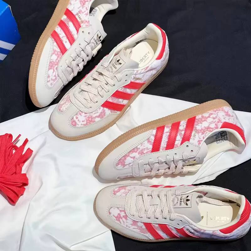 여성 핑크 플로럴 프린트 로우탑 스니커즈 JR8841  - Women'S Shoes Pink Adidas 리뷰 및 가격