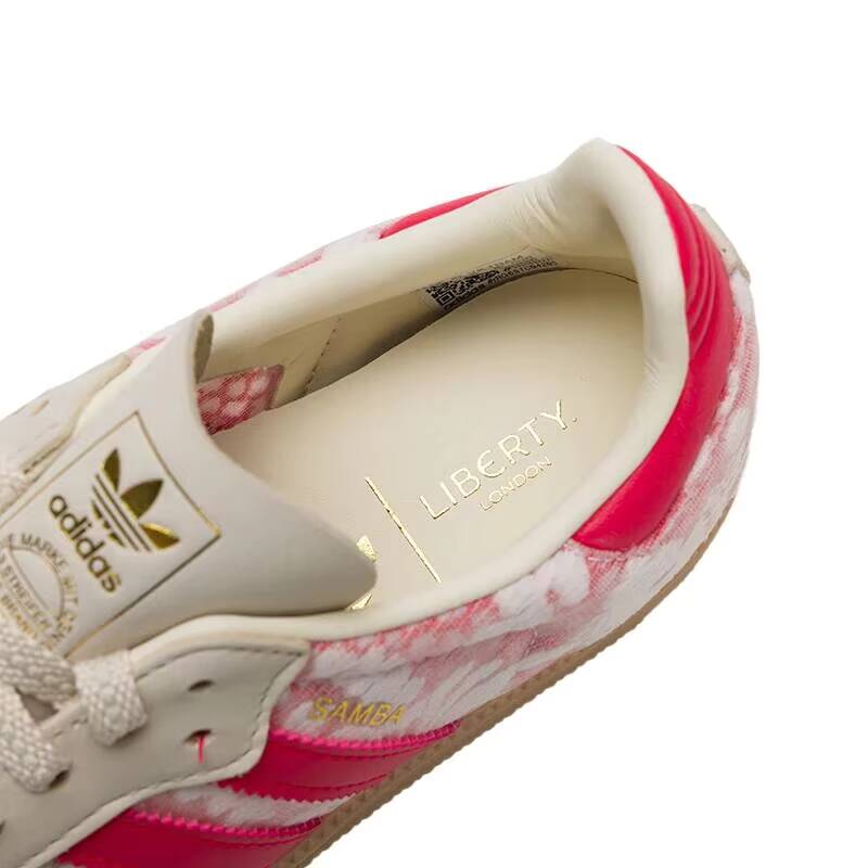 여성 핑크 플로럴 프린트 로우탑 스니커즈 JR8841  - Women'S Shoes Pink Adidas 리뷰 및 가격